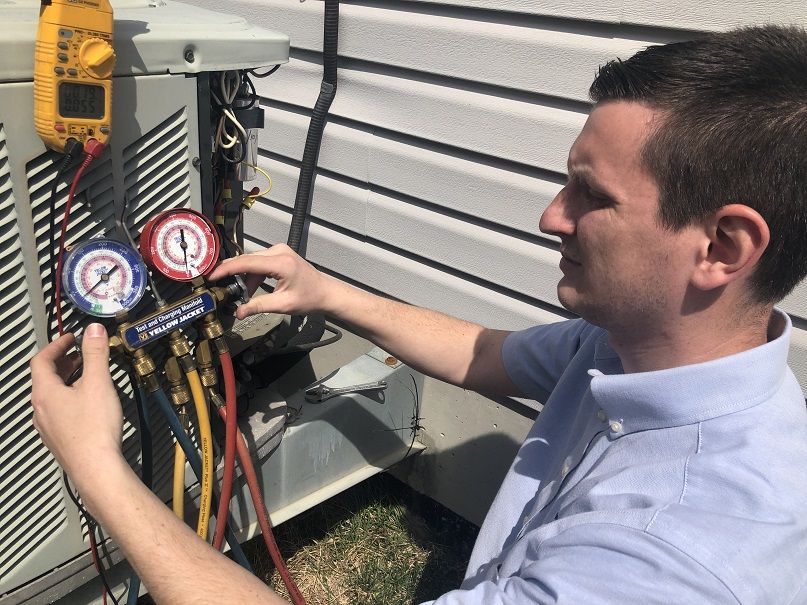 Air conditioner maintenance tuneup