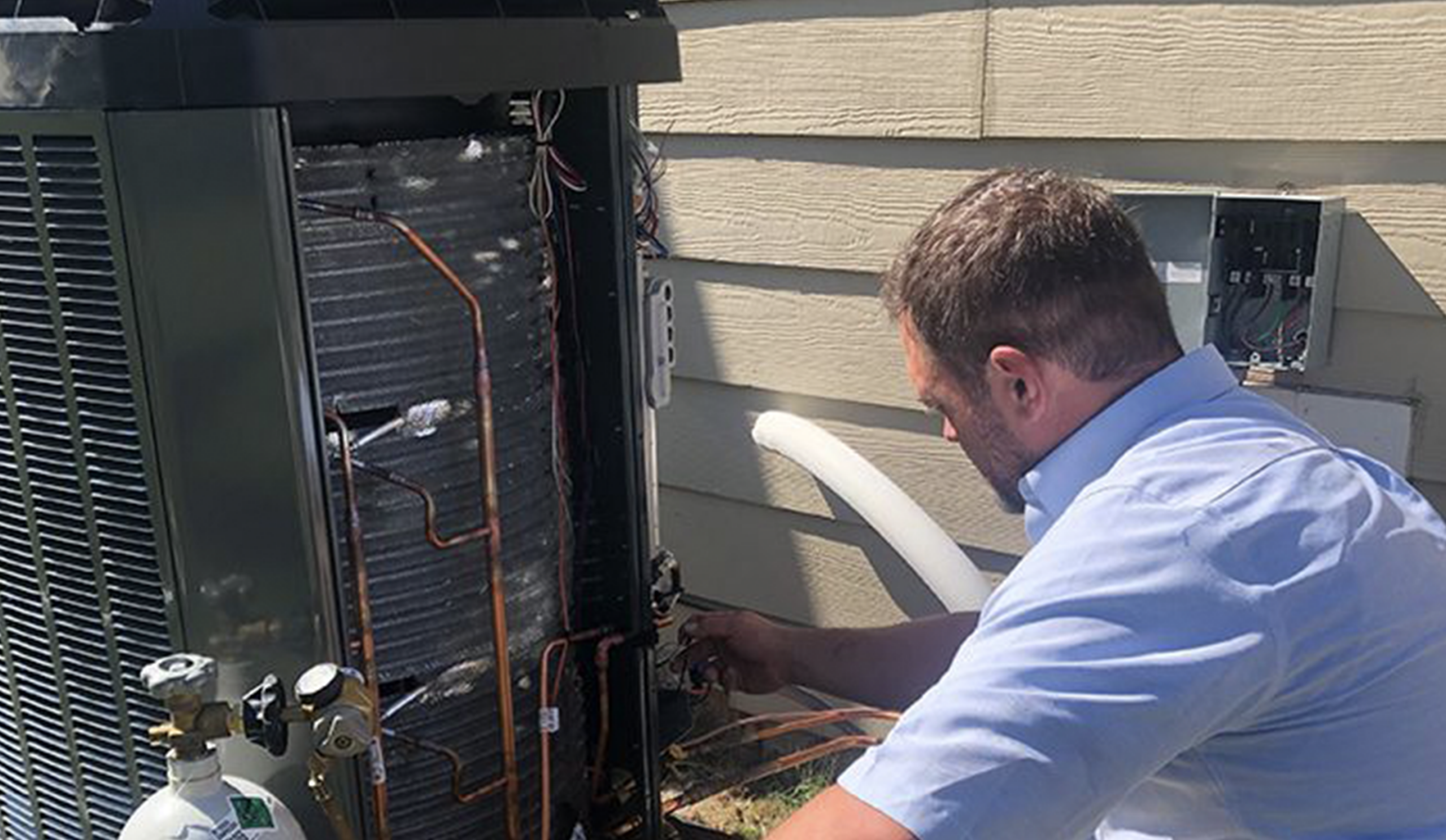 HVAC tech completes Trane AC replacement